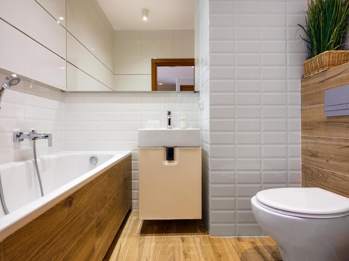 Golden Queen Apartments Jewish District คราคูฟ ภายนอก รูปภาพ